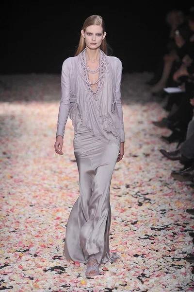 Look 23